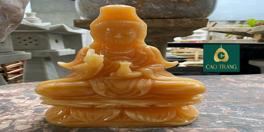 Tượng Quan Âm bằng đá thạch anh