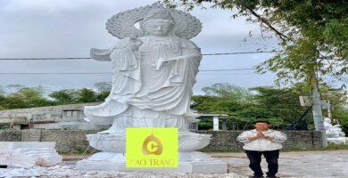 Tượng Quan Âm Bồ Tát Bằng Đá
